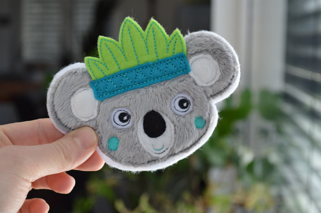 Stickdatei Koala Bär Kopf mit Krone - Sticktier