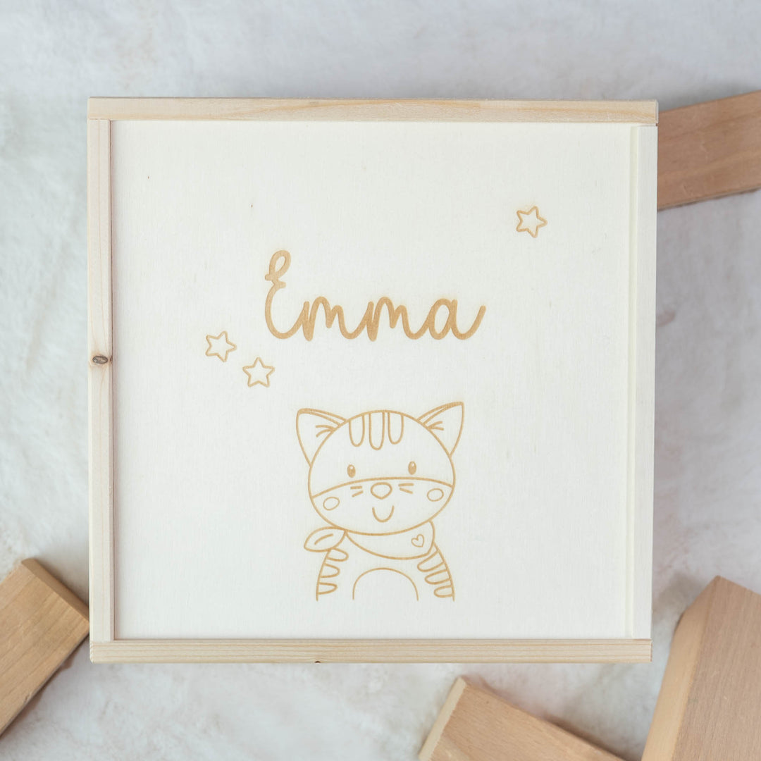 Geschenkbox Katze mit Wunschnamen gelasert