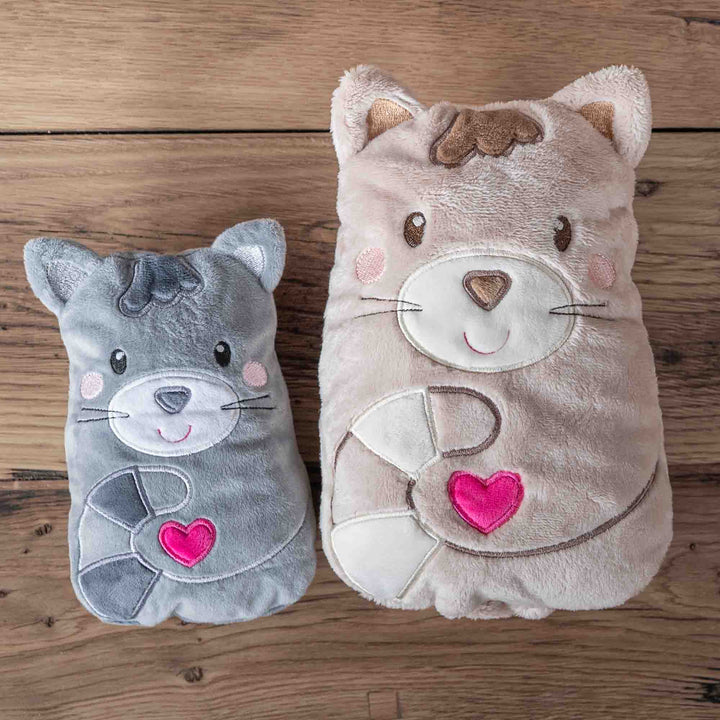 Stickdatei Katze Rahmengröße 24x36 für 2-Liter-Wärmflasche