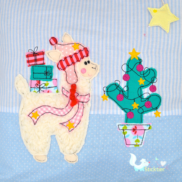 Stickdatei Weihnachtslama für den 16x26 Stickrahmen